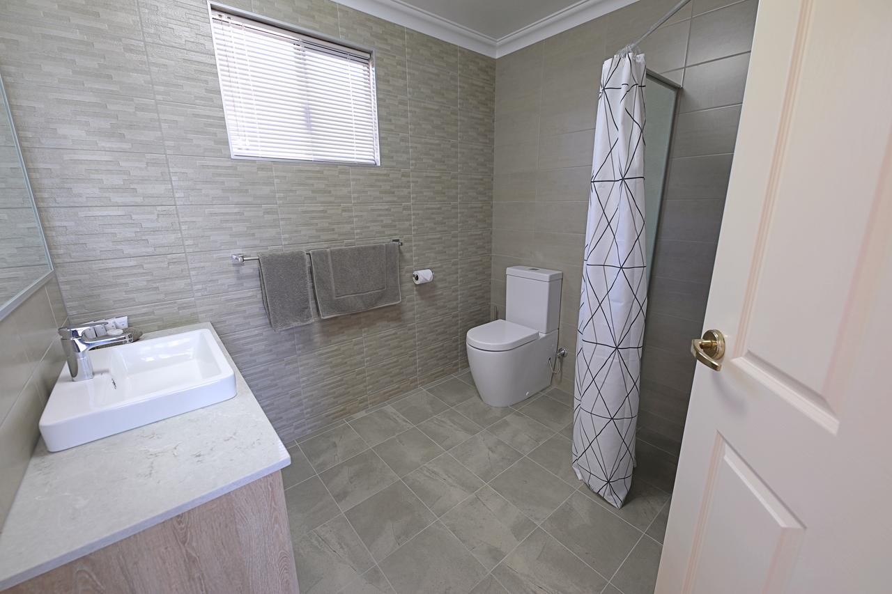 Lakeview Apartments Кунунурра Екстер'єр фото